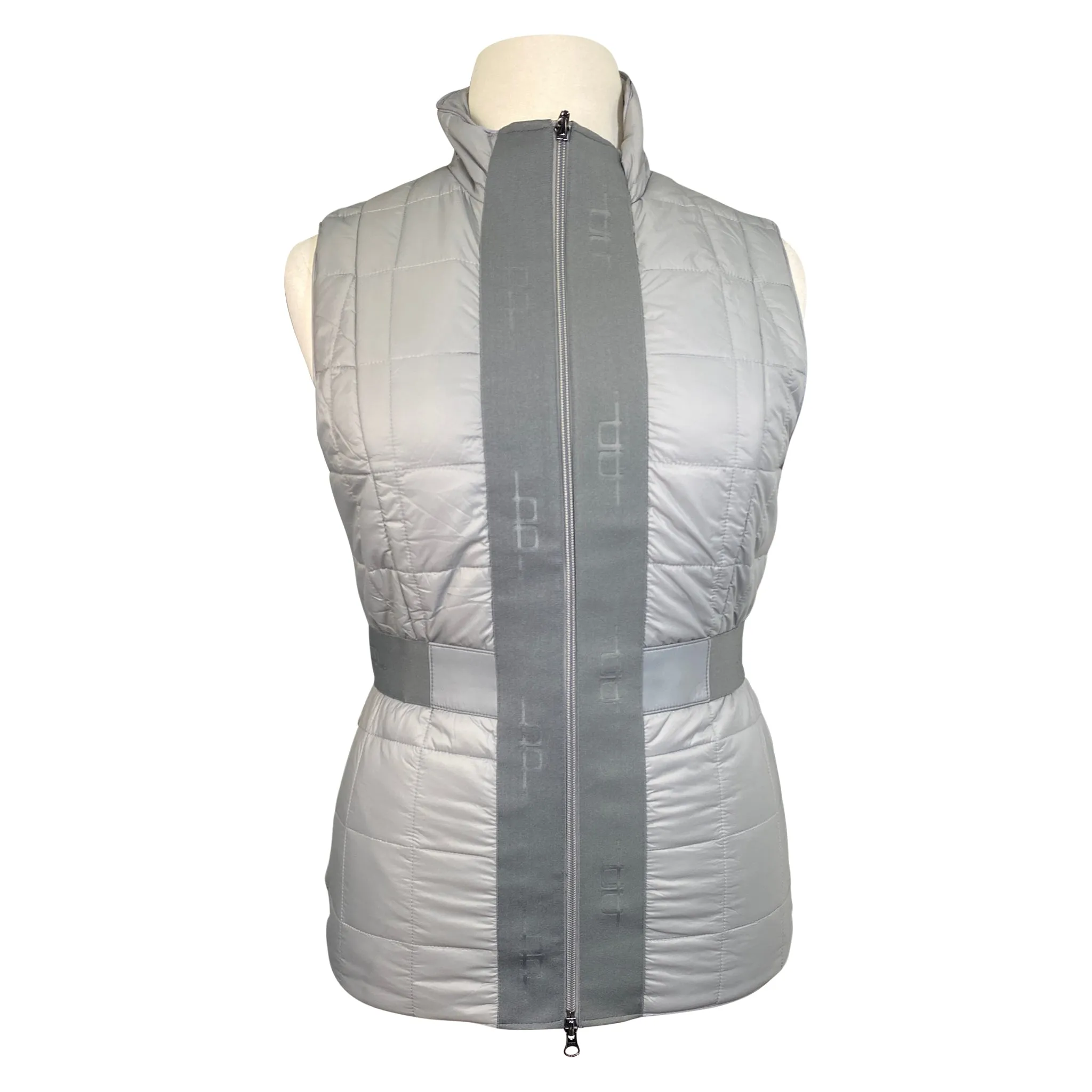 AA Insula Quilted Vest in Grey - Women's Large