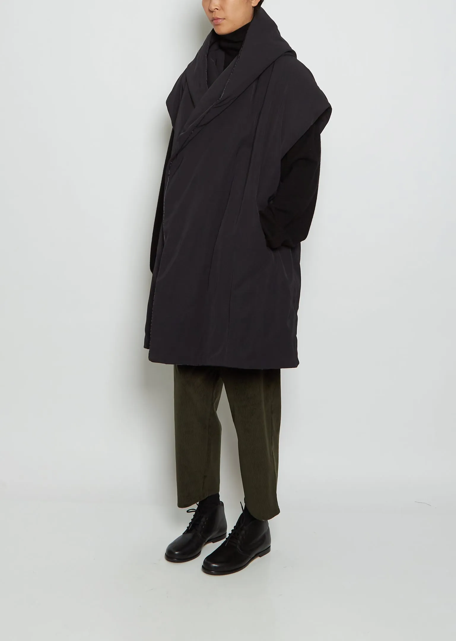 Hooded Duck Down Duvet Vest — Black